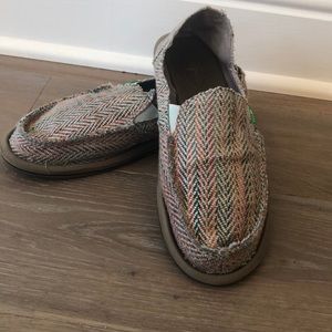Well loved. Sanuk. Size 7